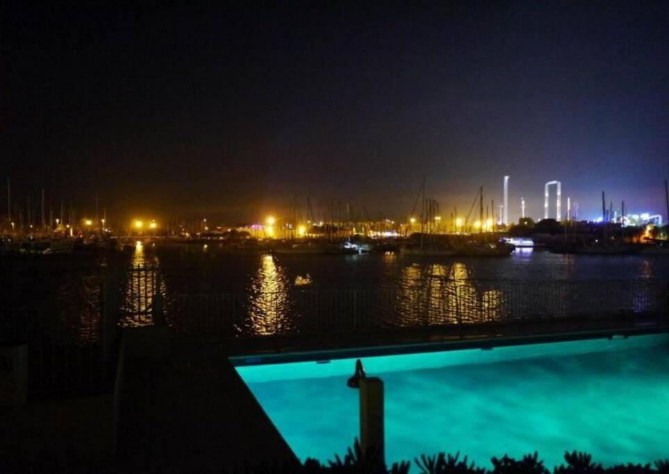 Appartement Avec Balcon, Vue Mer, Piscine, Parking Agde Kültér fotó