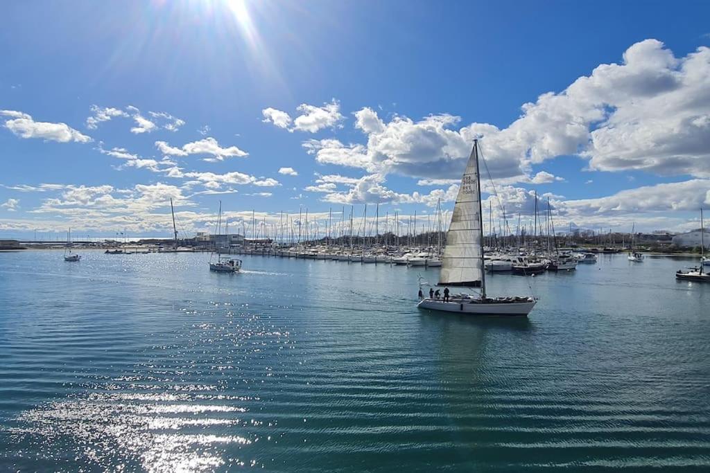 Appartement Avec Balcon, Vue Mer, Piscine, Parking Agde Kültér fotó